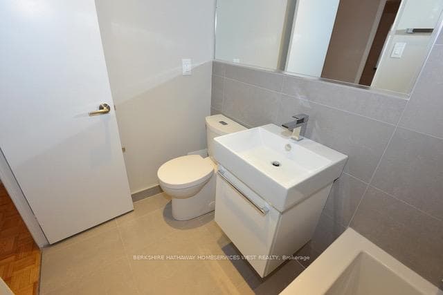 36 Castle Frank Road Unit B5 photo 19