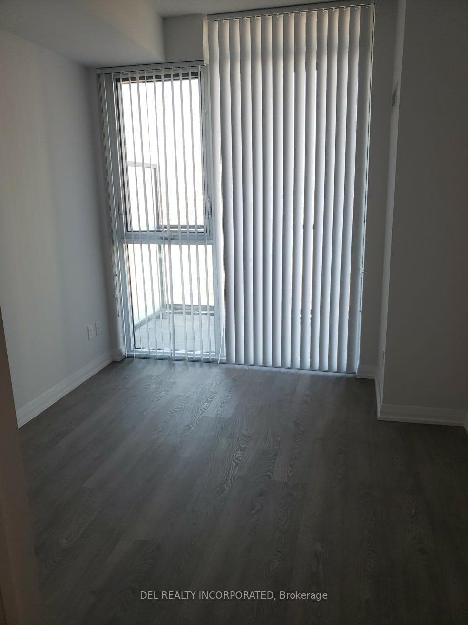 7895 Jane Street Unit 1617 photo 4