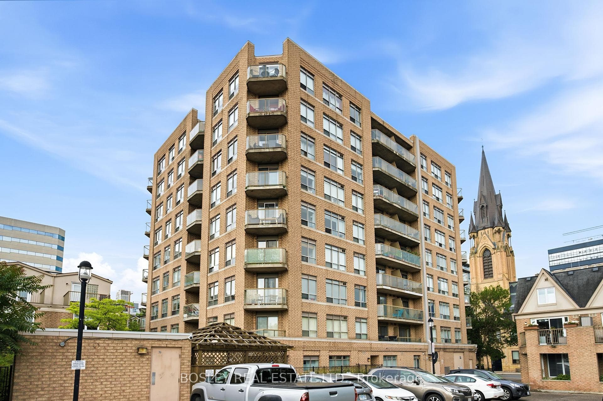 140 Bathurst Street Unit 803 photo 36