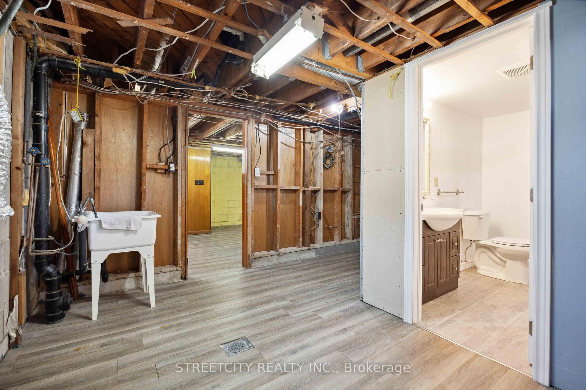 359 Murray Street photo 22