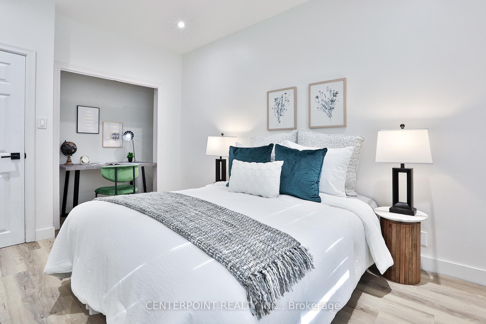 54 Deepwood Crescent photo 20