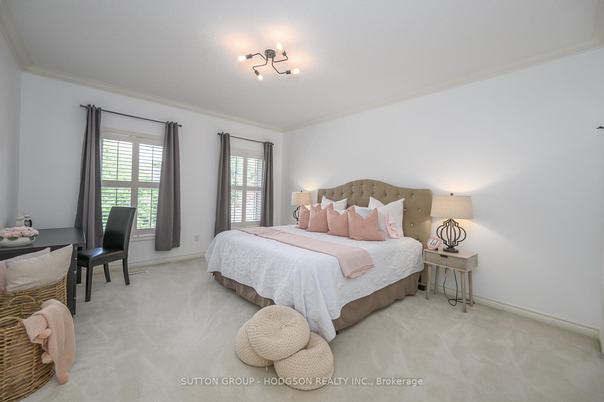 106 Fitzwilliam Boulevard photo 22