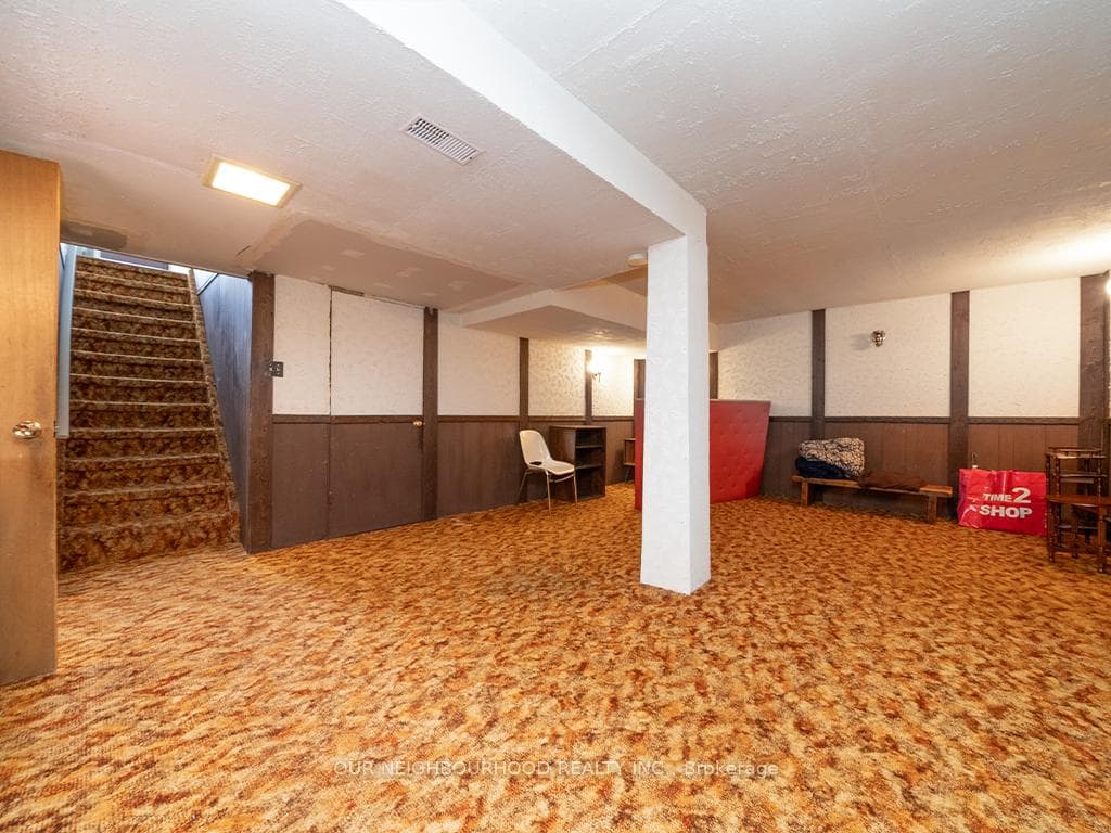 508 Lawlor Avenue photo 17