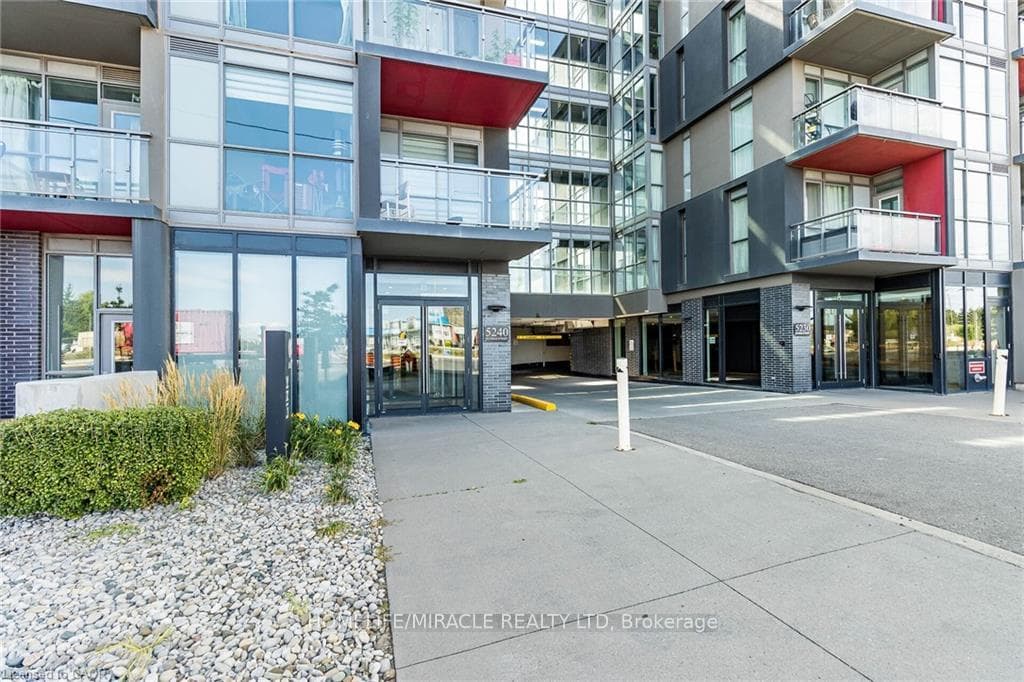 5240 Dundas Street Unit B414 photo 3