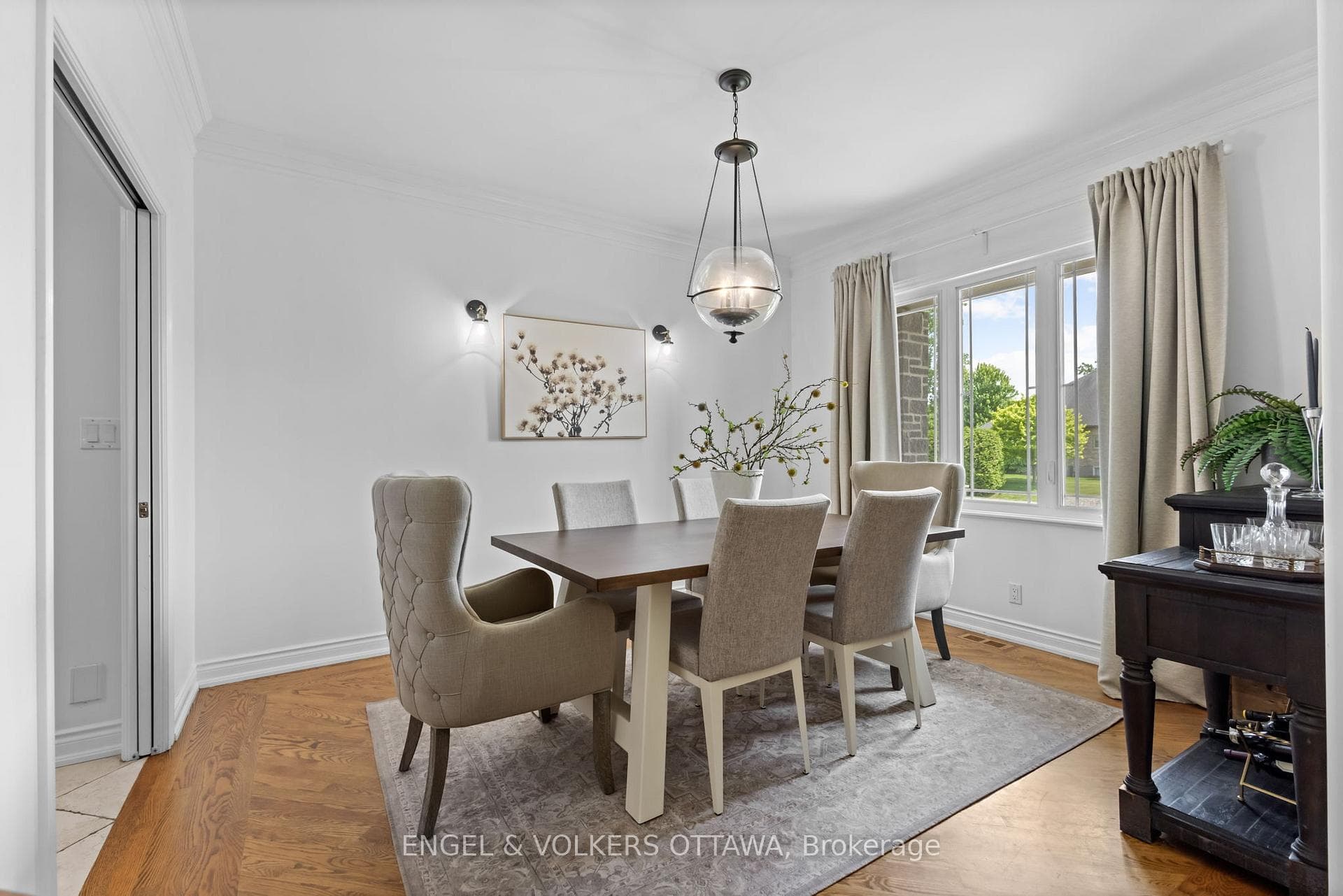 6957 Lake Forest Walk photo 5