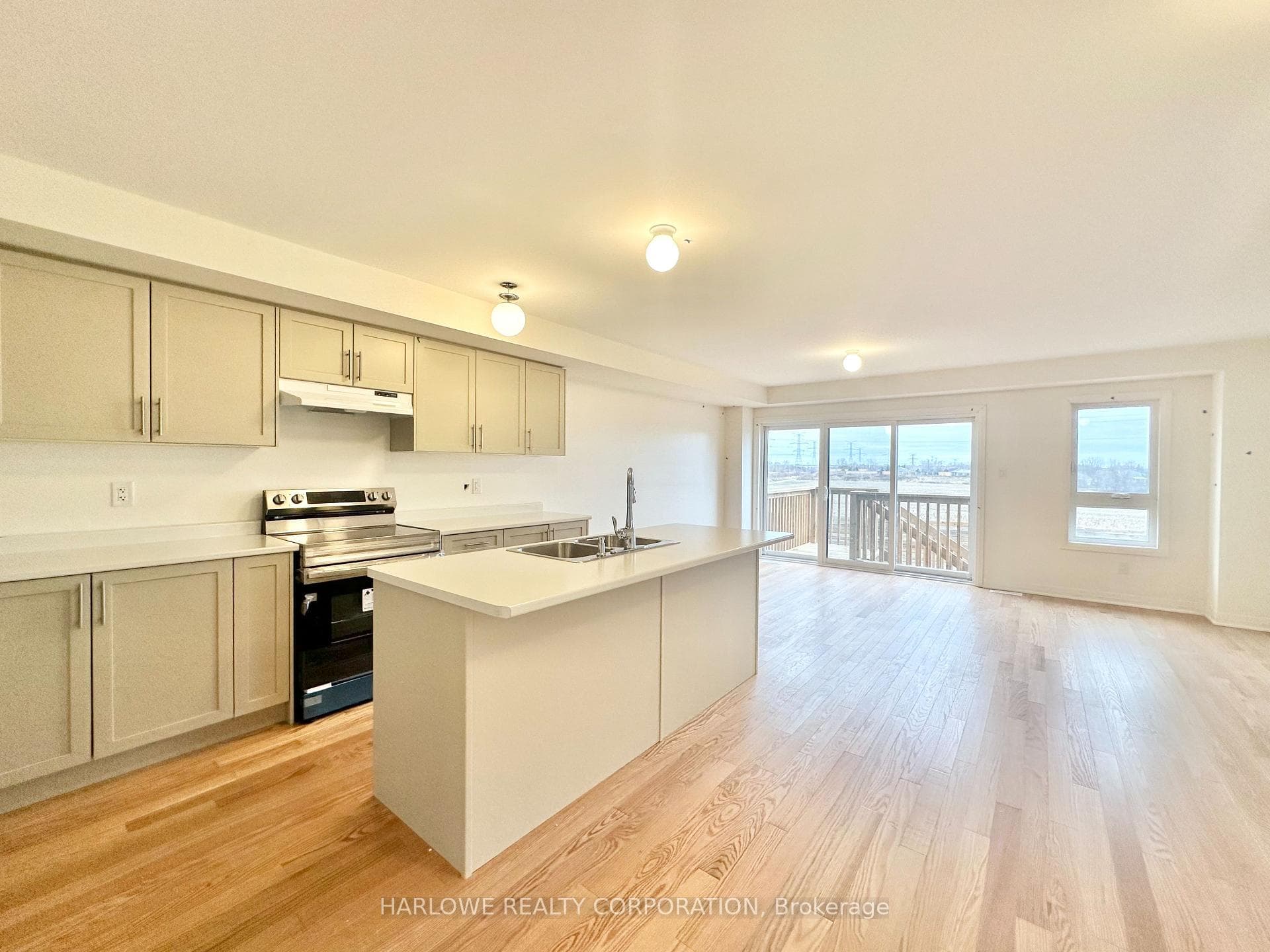 140 Sailors Landing Drive photo 3