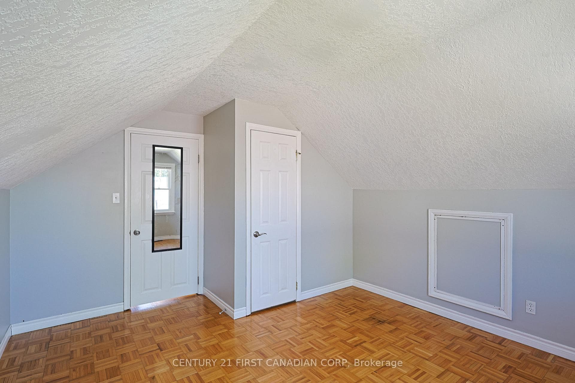 1218 Hamilton Road photo 22