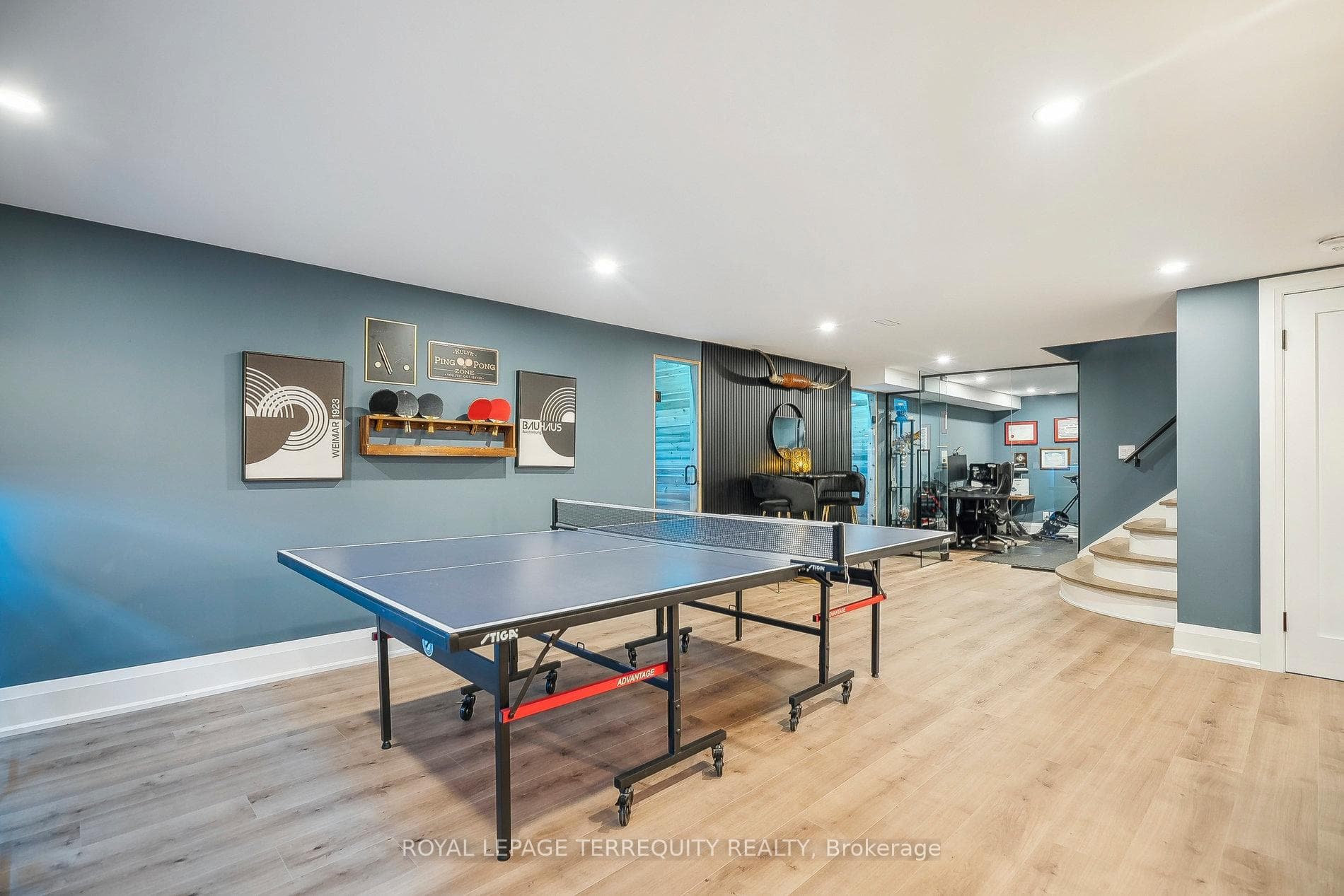 219 Valleyview Court photo 29