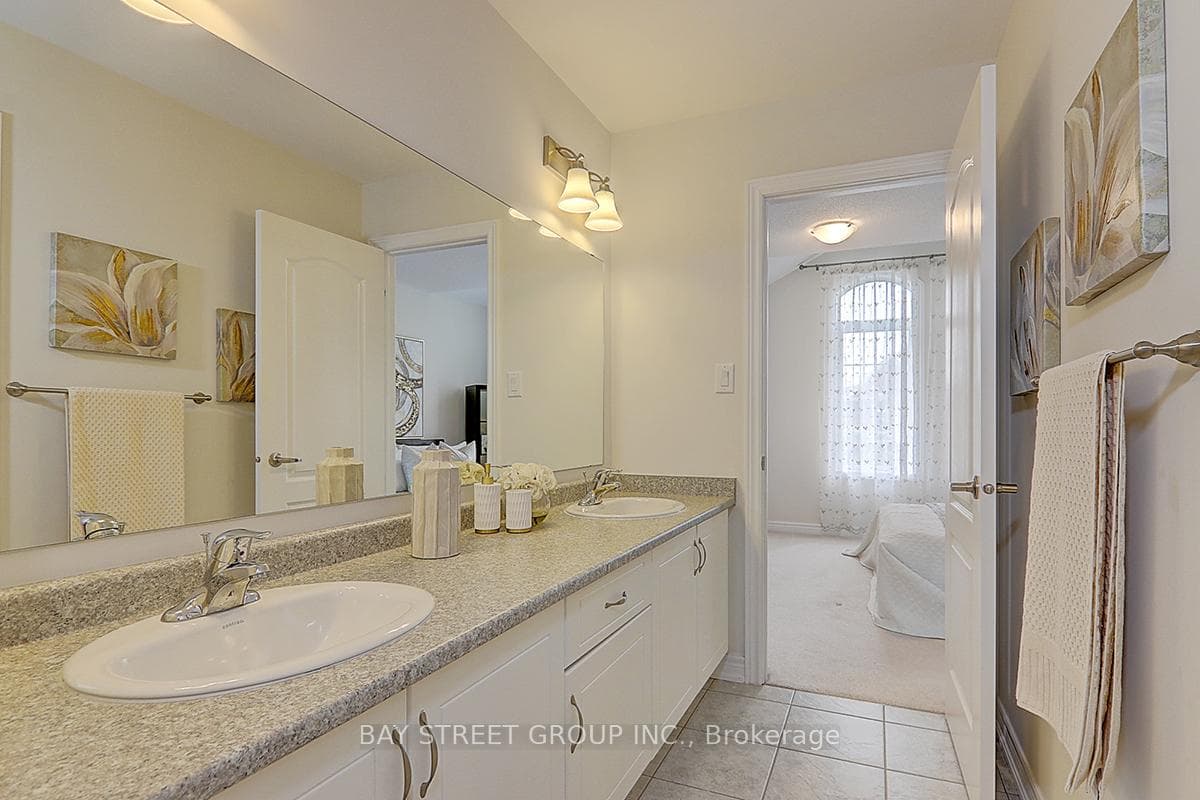 18 Begonia Street photo 21