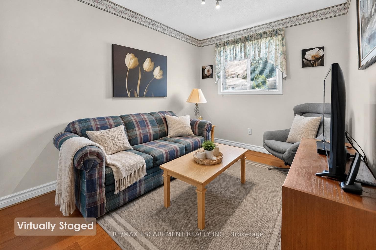 16 Walker Court photo 11