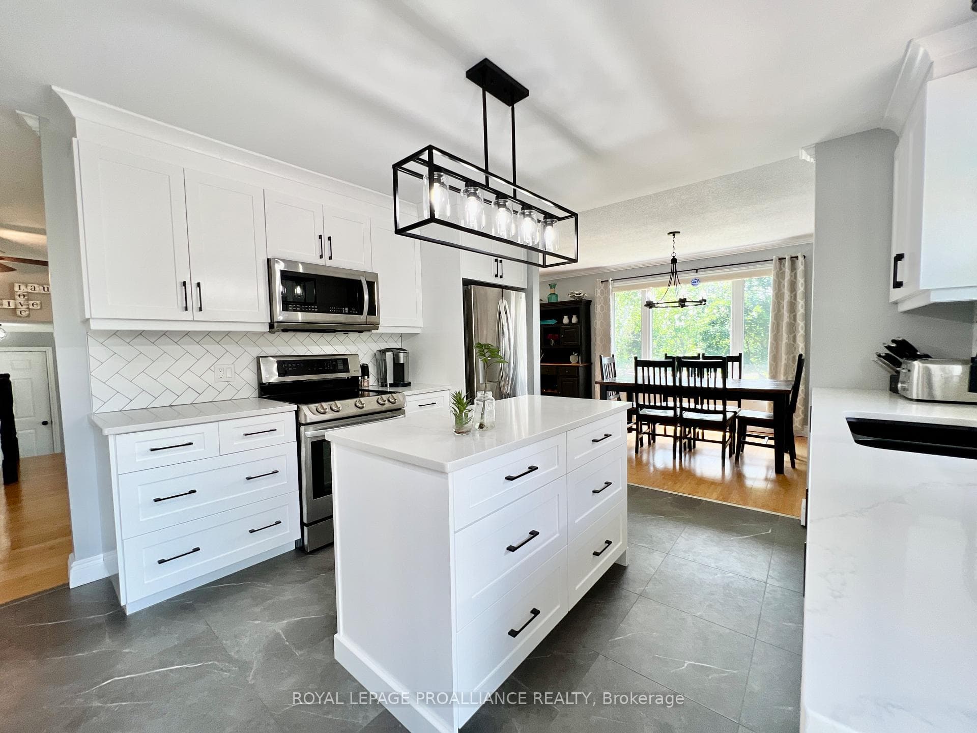 2065 Melrose Road photo 10