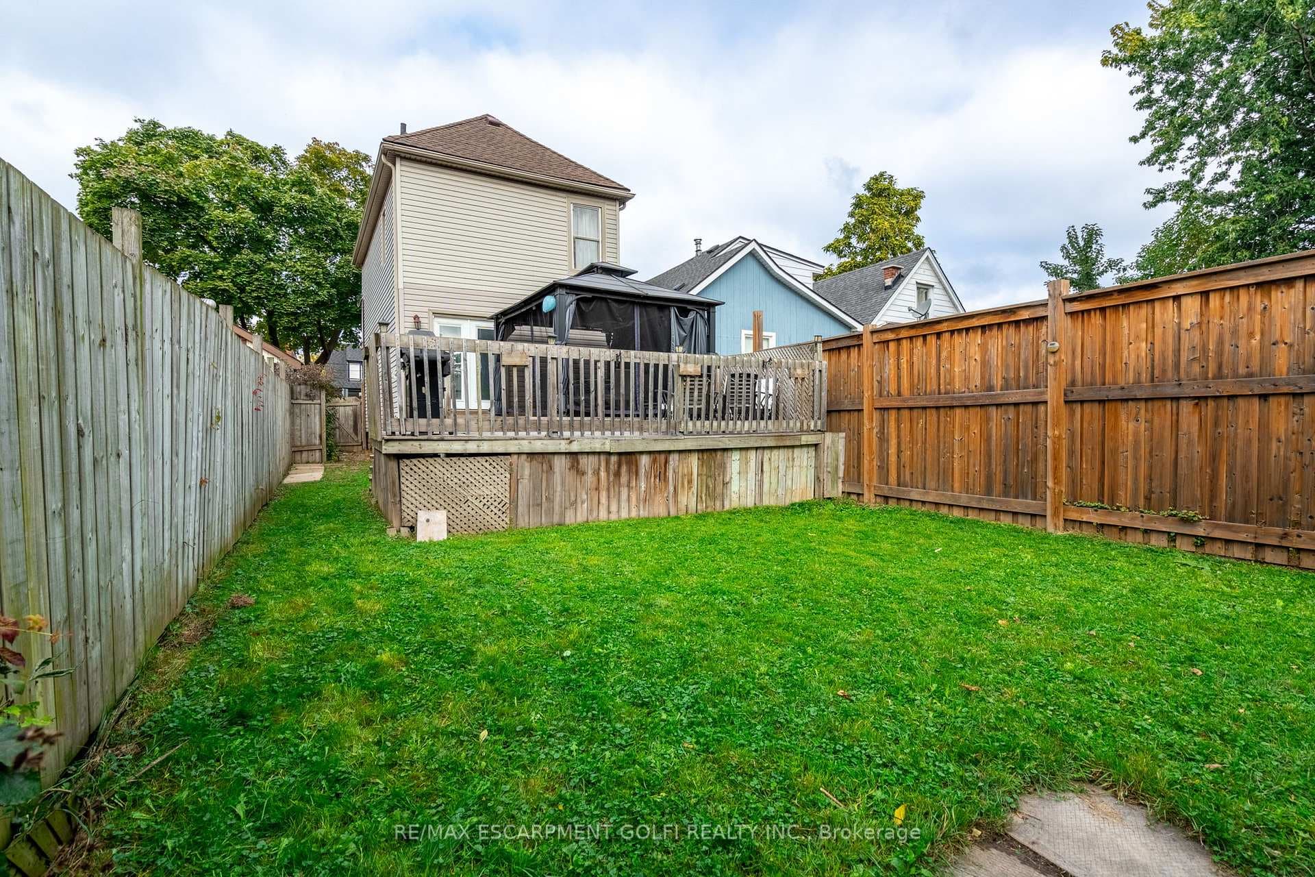 22 Bayfield Avenue photo 36