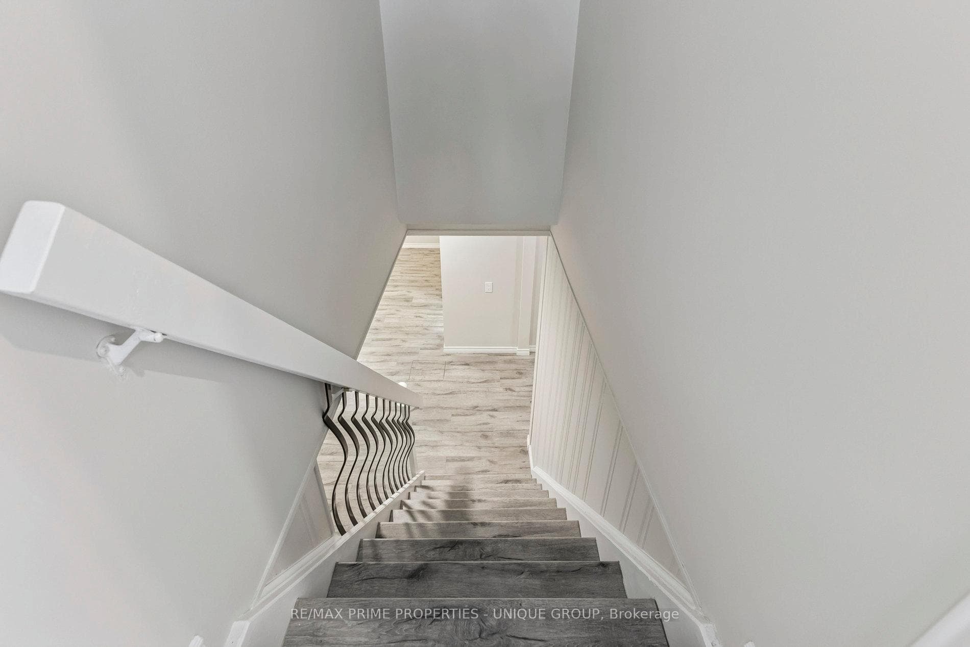 520 Teakwood Drive photo 28