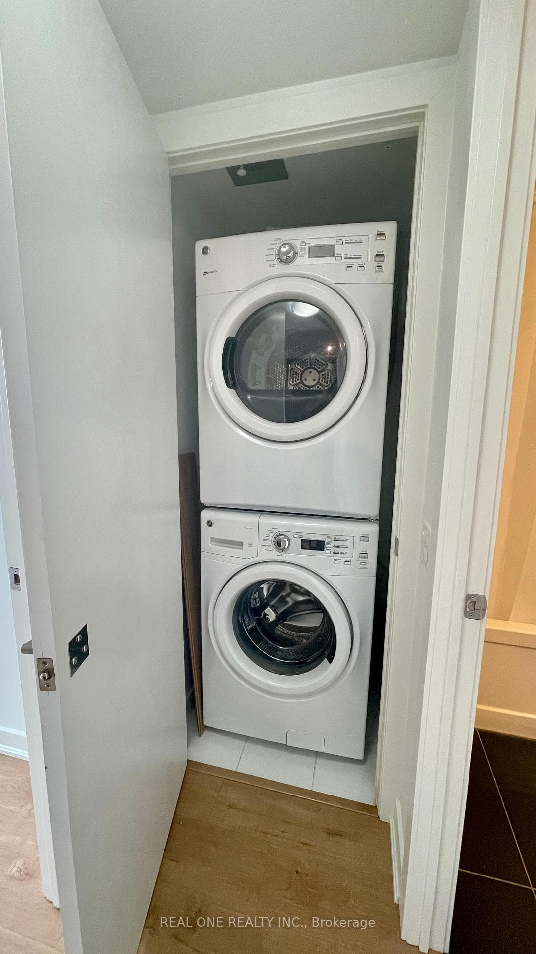 2220 Lake Shore Boulevard Unit 809 photo 12
