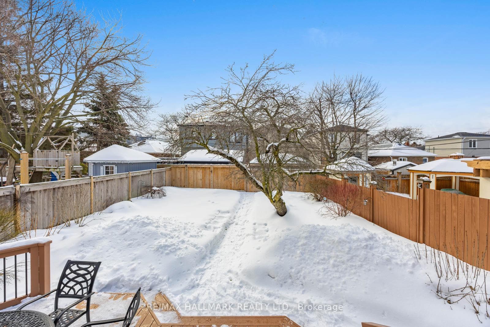 18 Elmview Drive photo 44