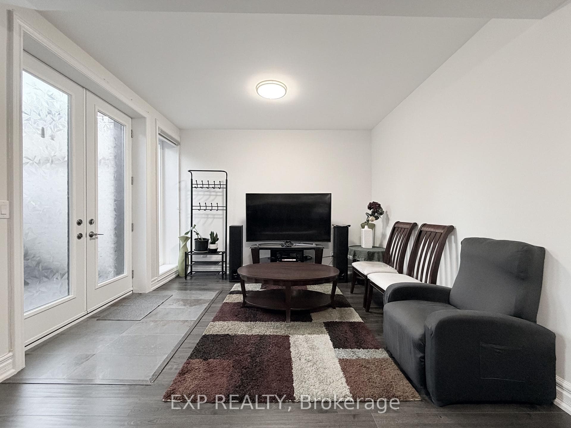 1606 Sandhurst Crescent Unit Lower photo 24