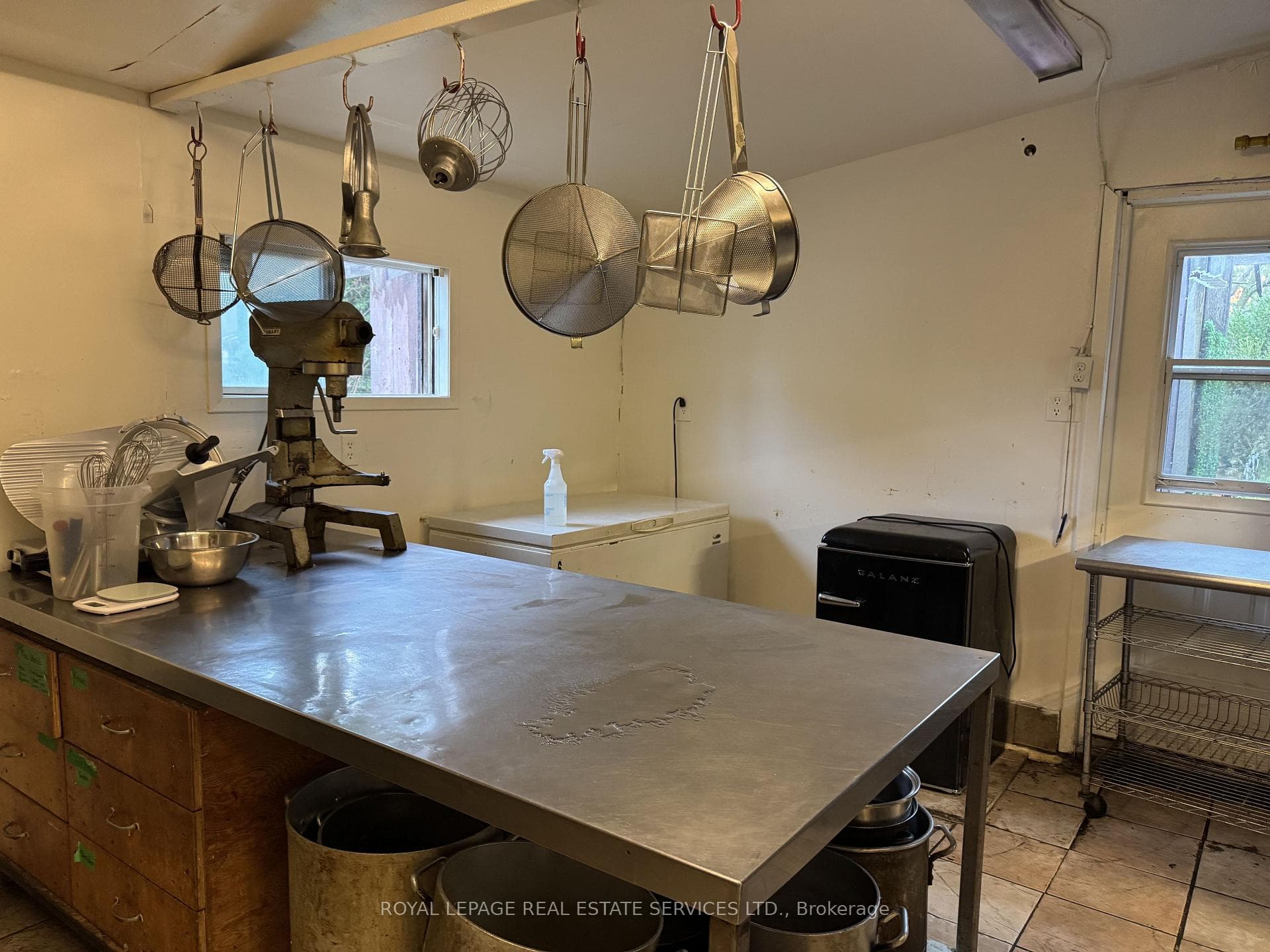1193 Queens Bush Road photo 14