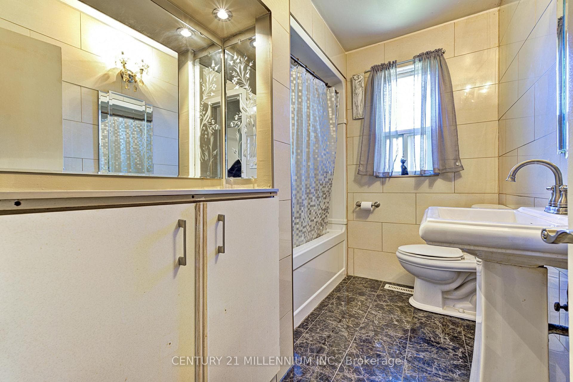 2190 Breezy Brae Drive photo 21