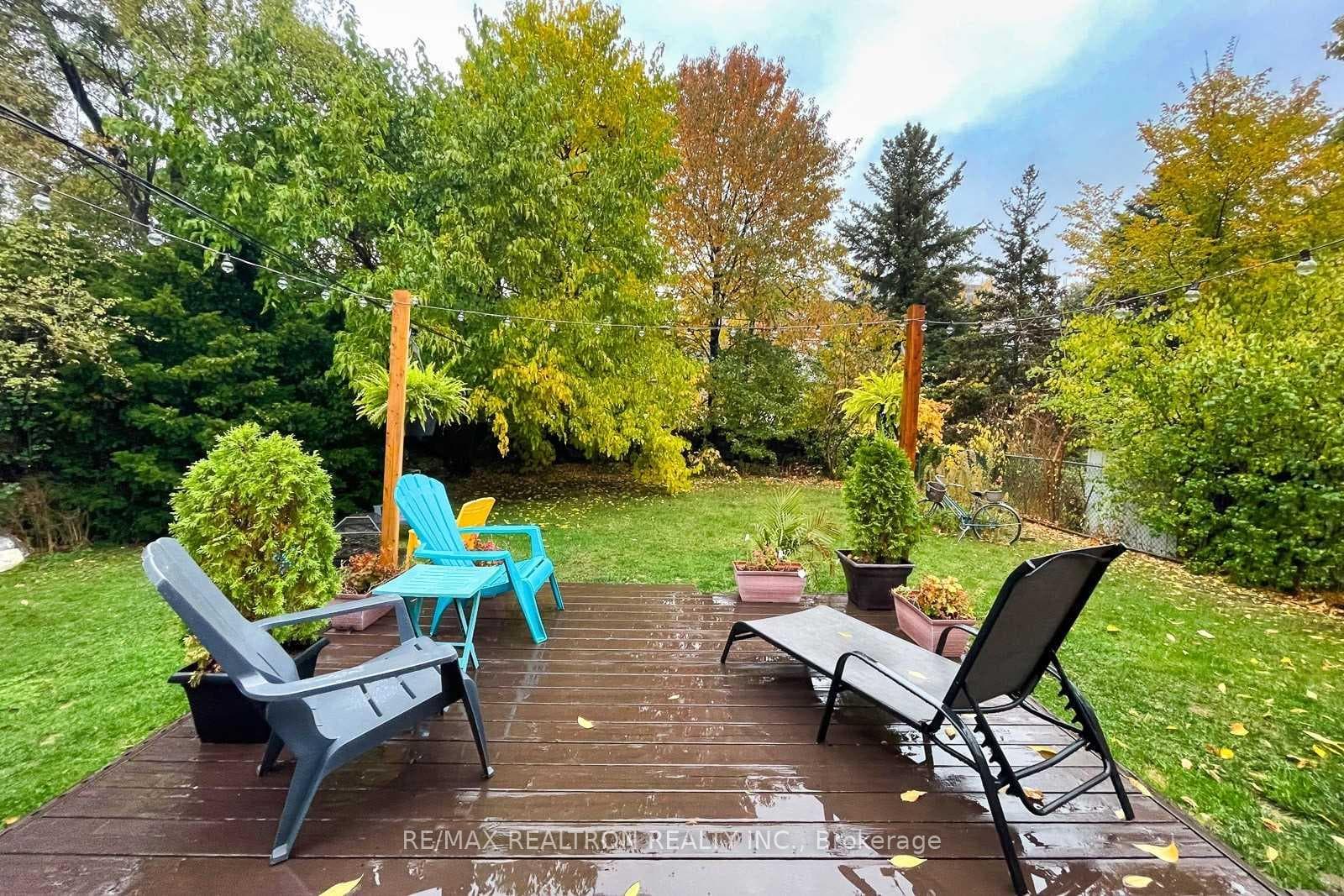 28 Irvington Crescent Unit Upper photo 39