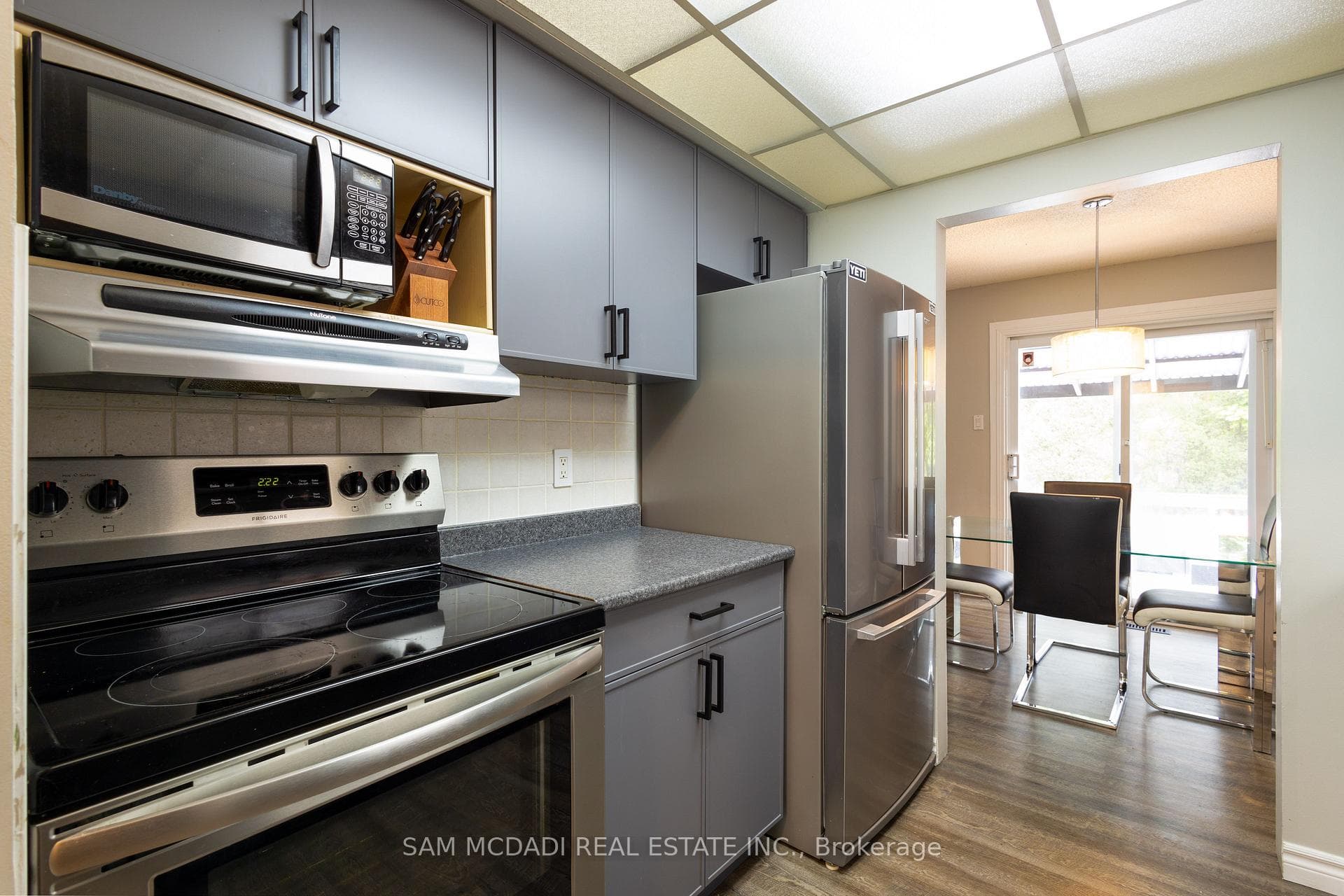 32 Cassander Crescent photo 6