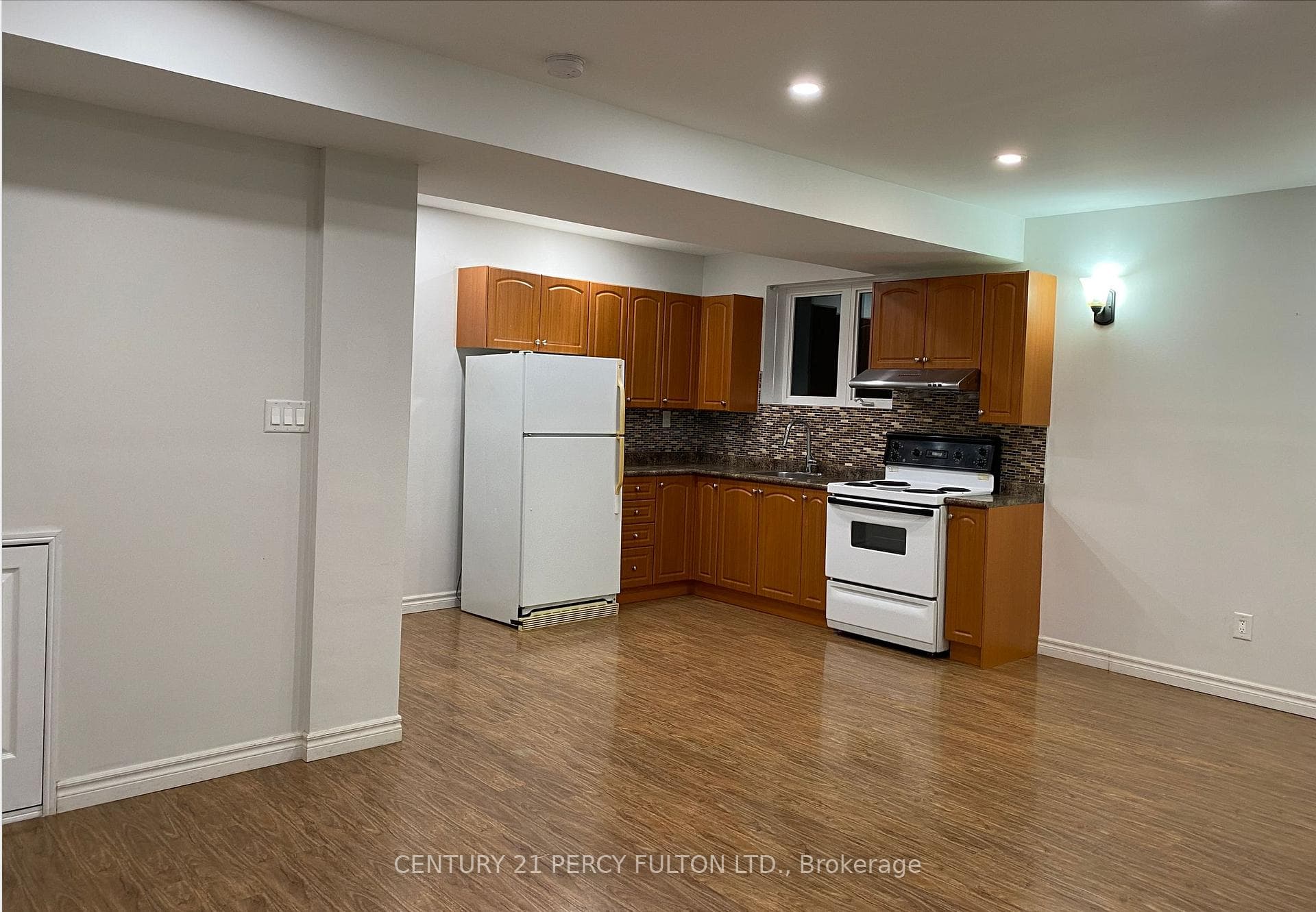 2359 Pilgrim Square Unit BSMT photo 16