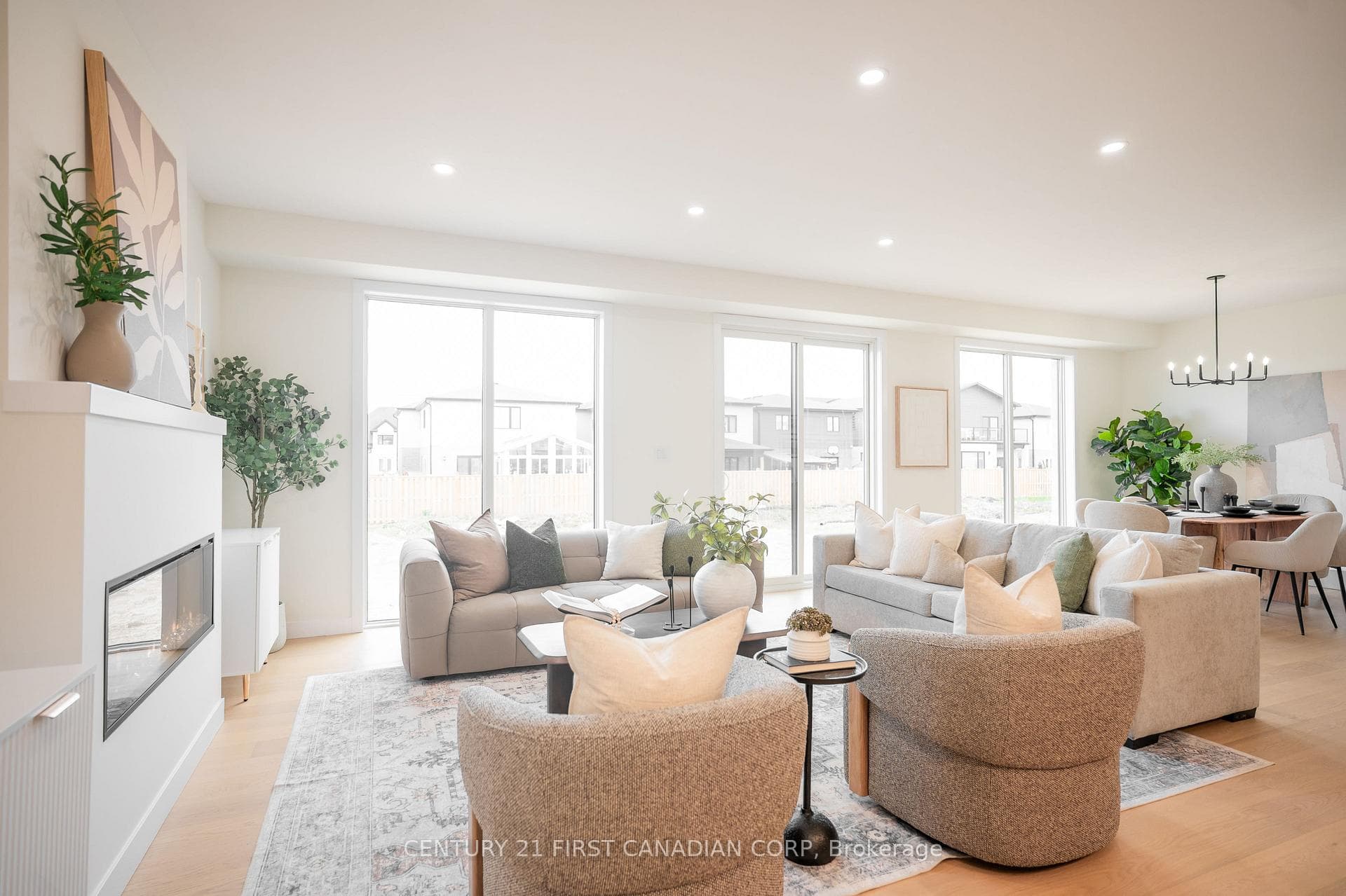 1378 Shields Place photo 11