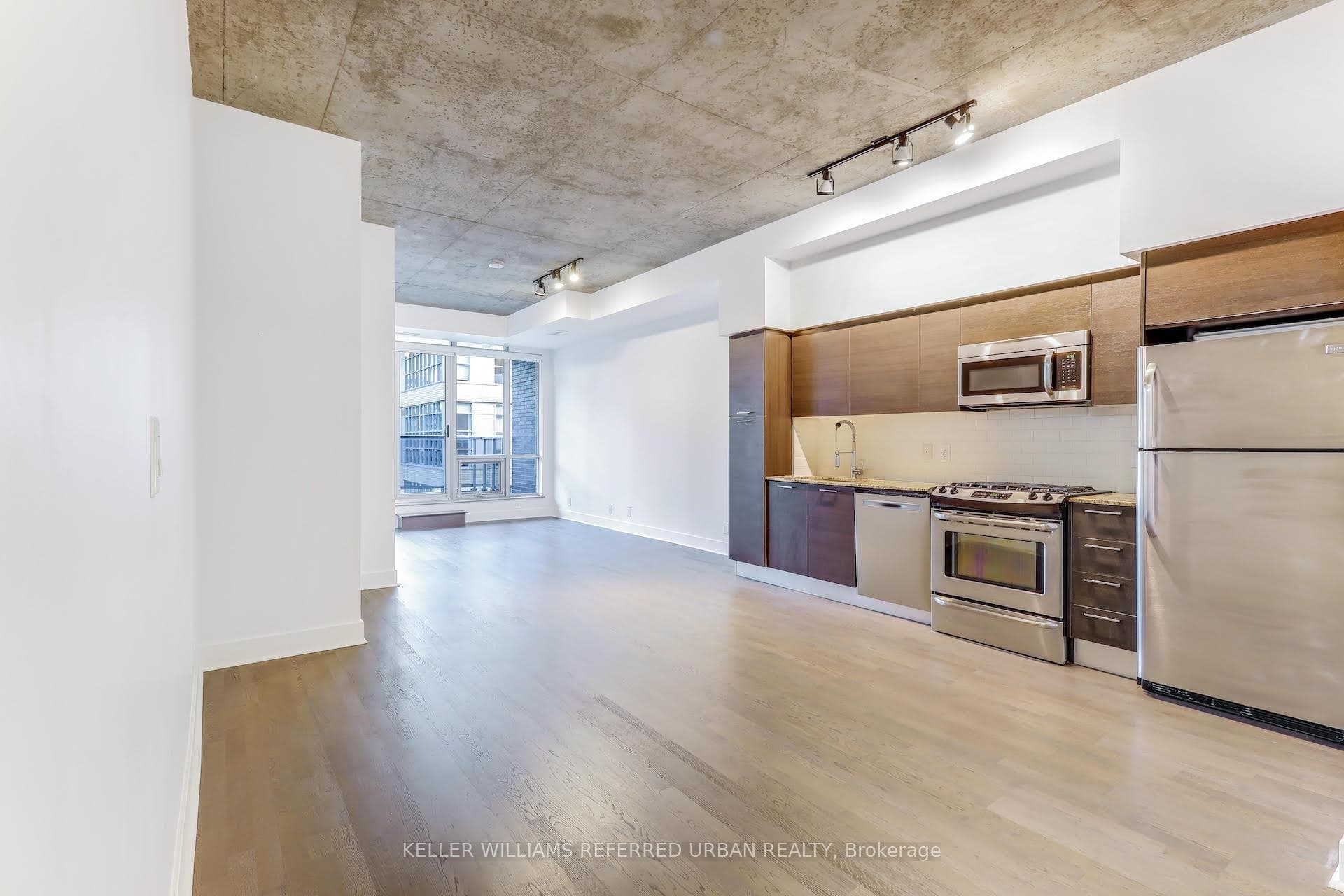 399 Adelaide Street Unit 814 photo 5
