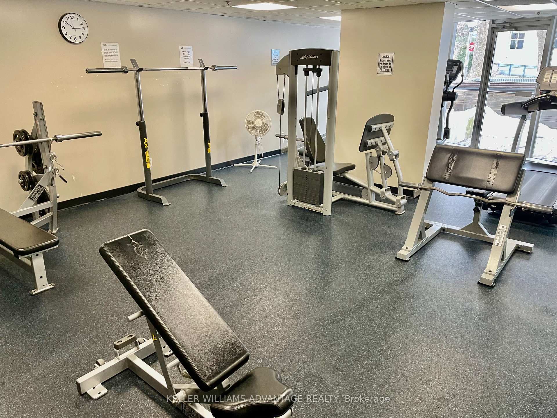 650 Queens Quay Unit 902 photo 17