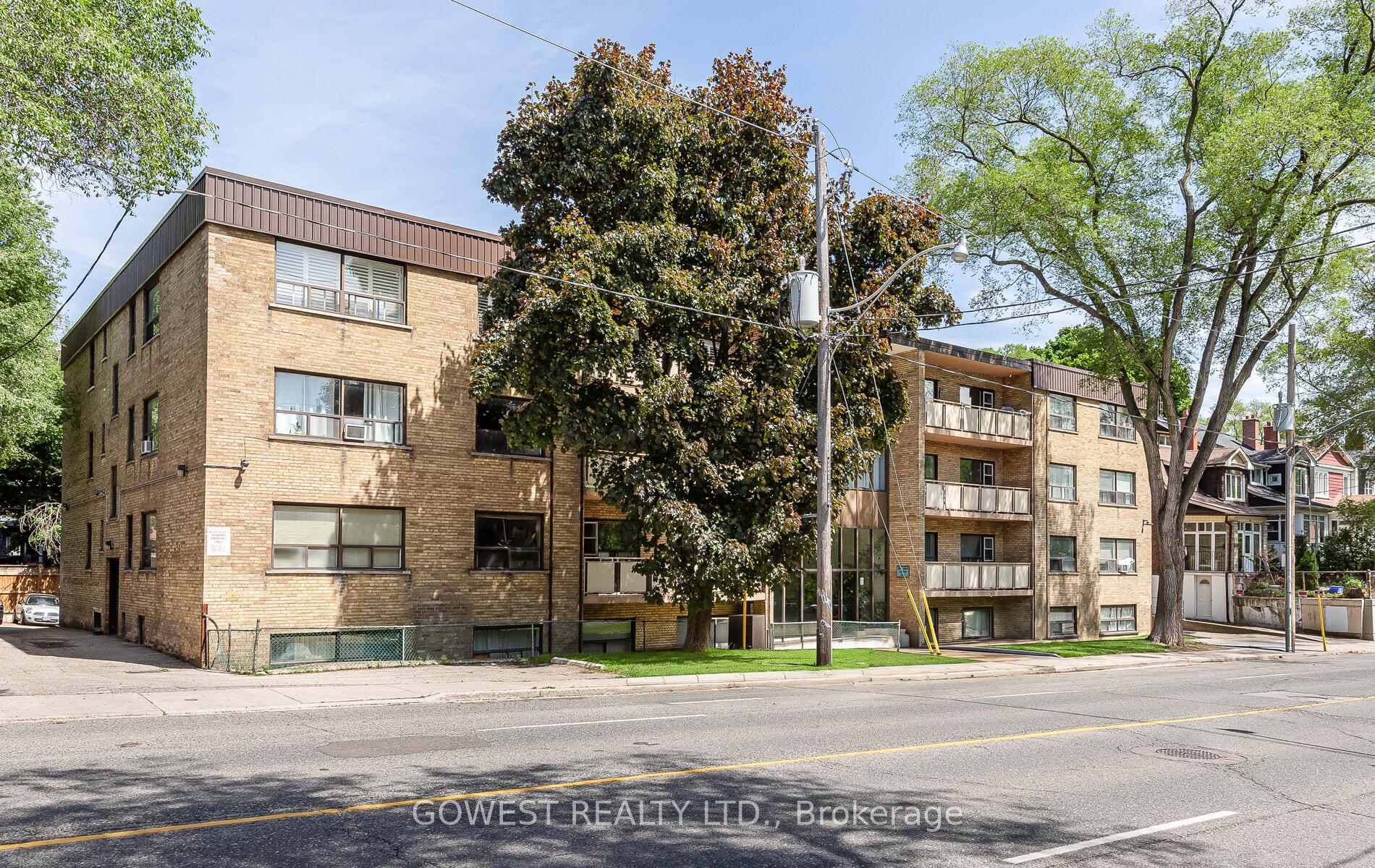 205 Keele Street Unit 208 photo 2