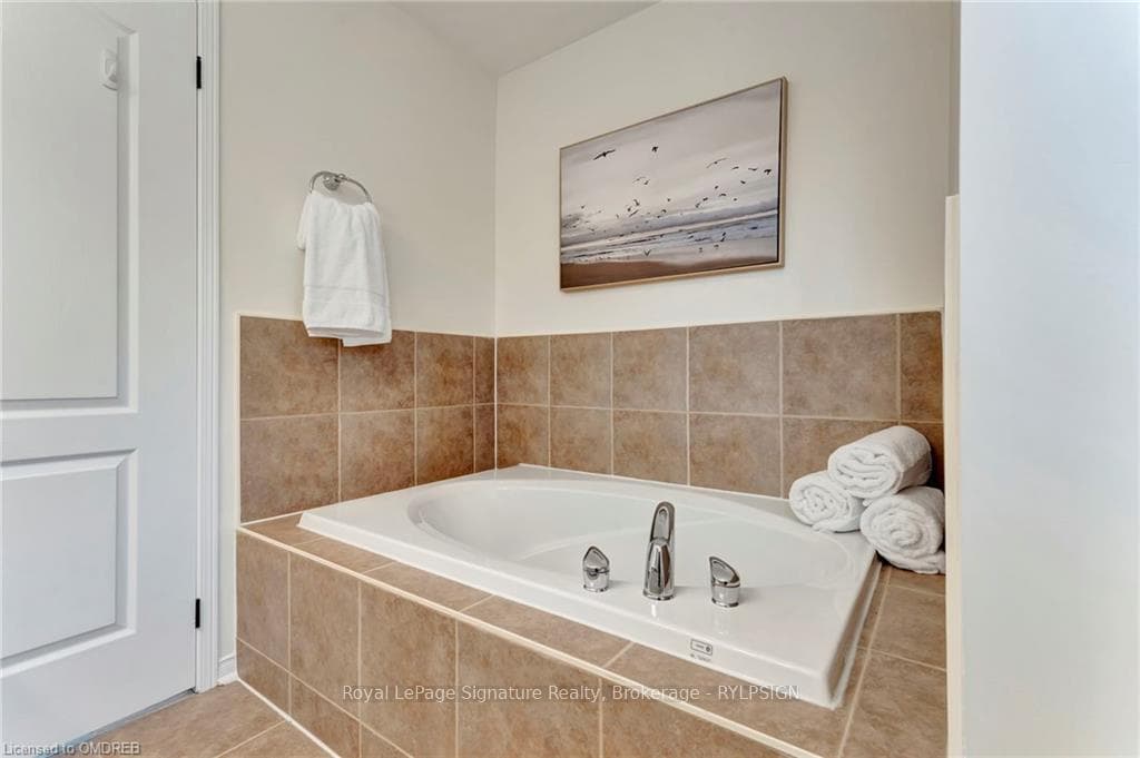 1146 COSTIGAN Road photo 28