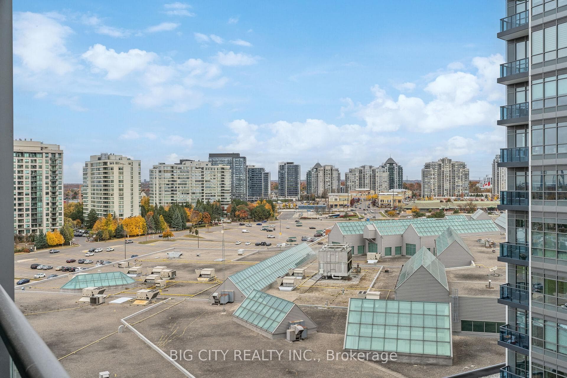 30 Upper Mall Way Unit 808 photo 27