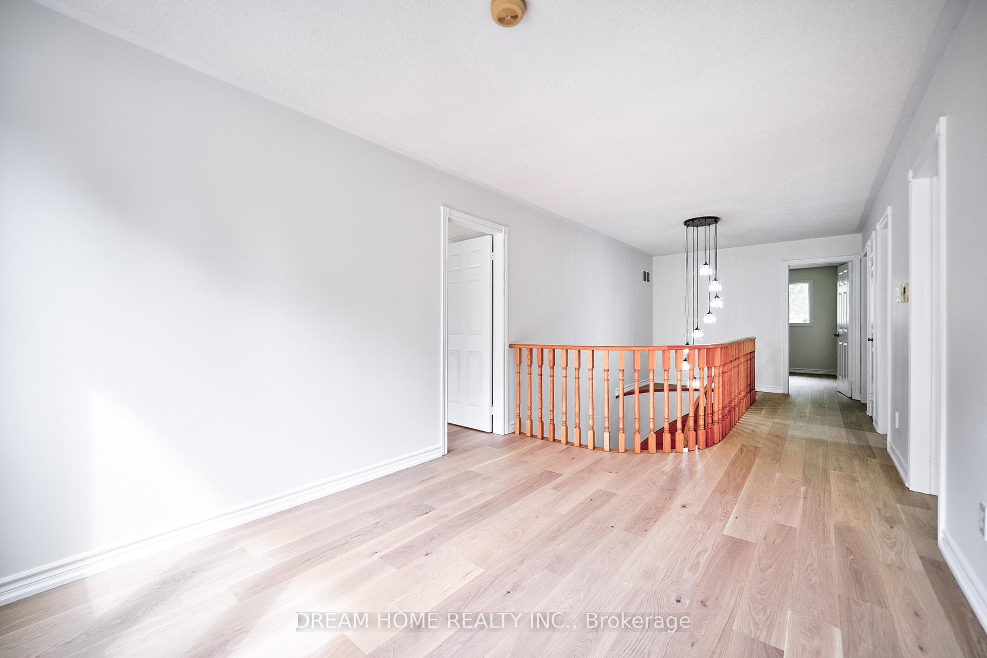 24 Muster Court photo 18
