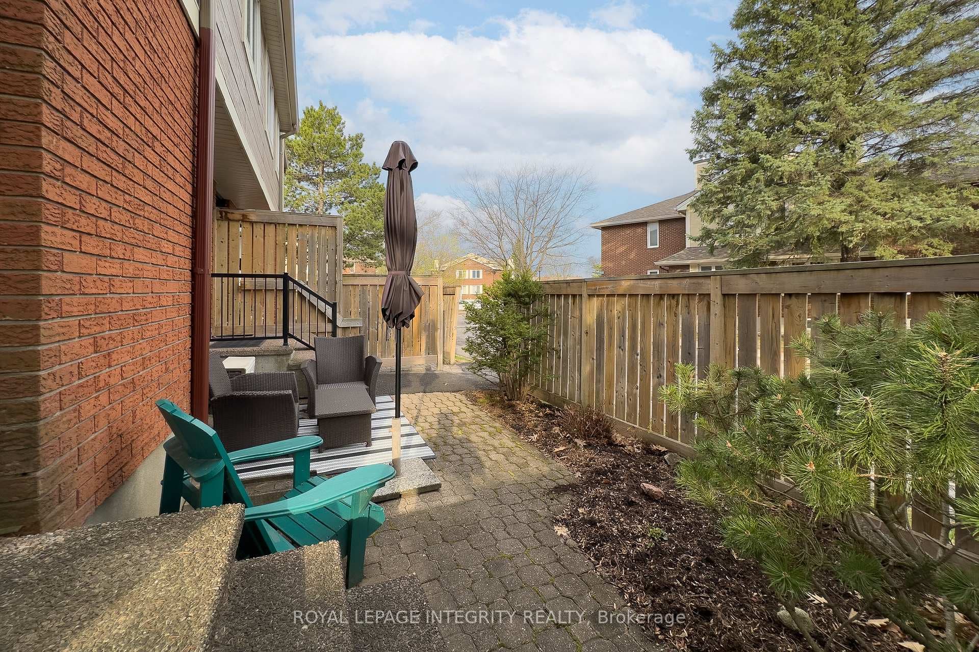 545 Canteval Terrace Unit 110 photo 4