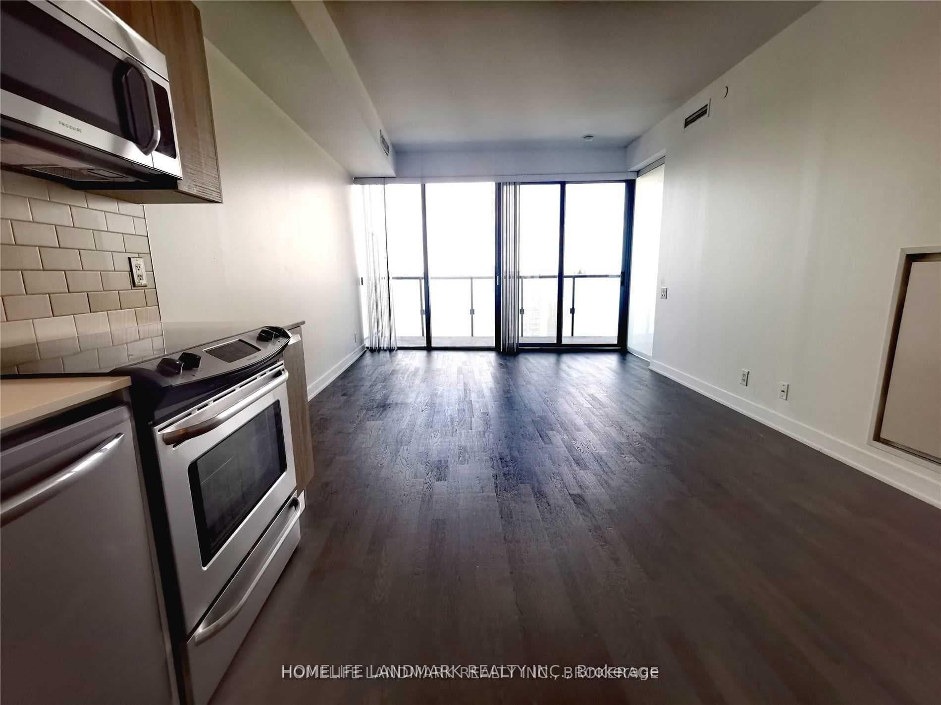 1815 Yonge Street Unit 1703 photo 5