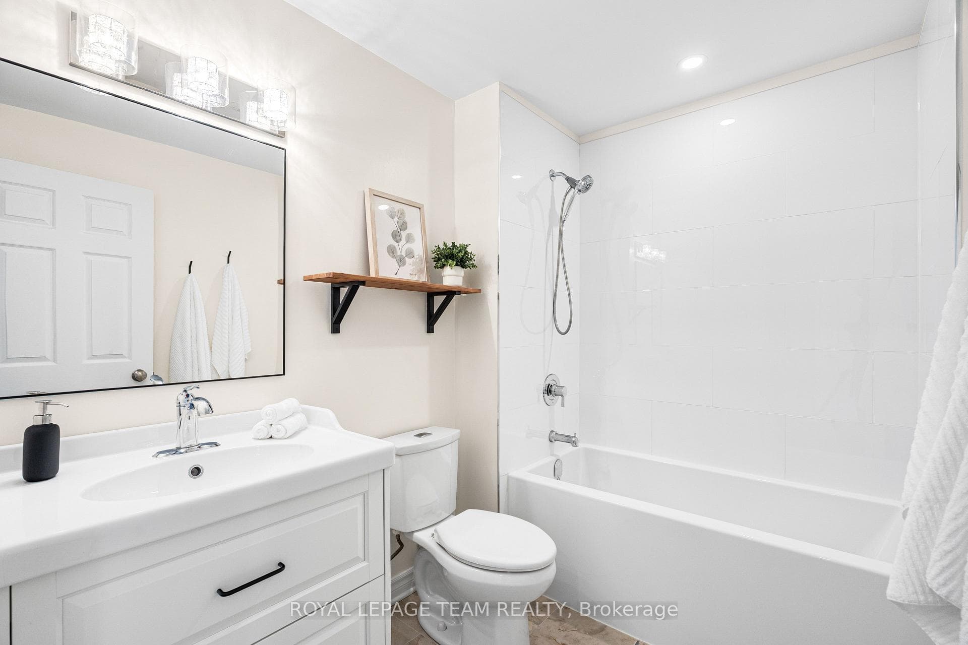475 MELBOURNE Avenue photo 36