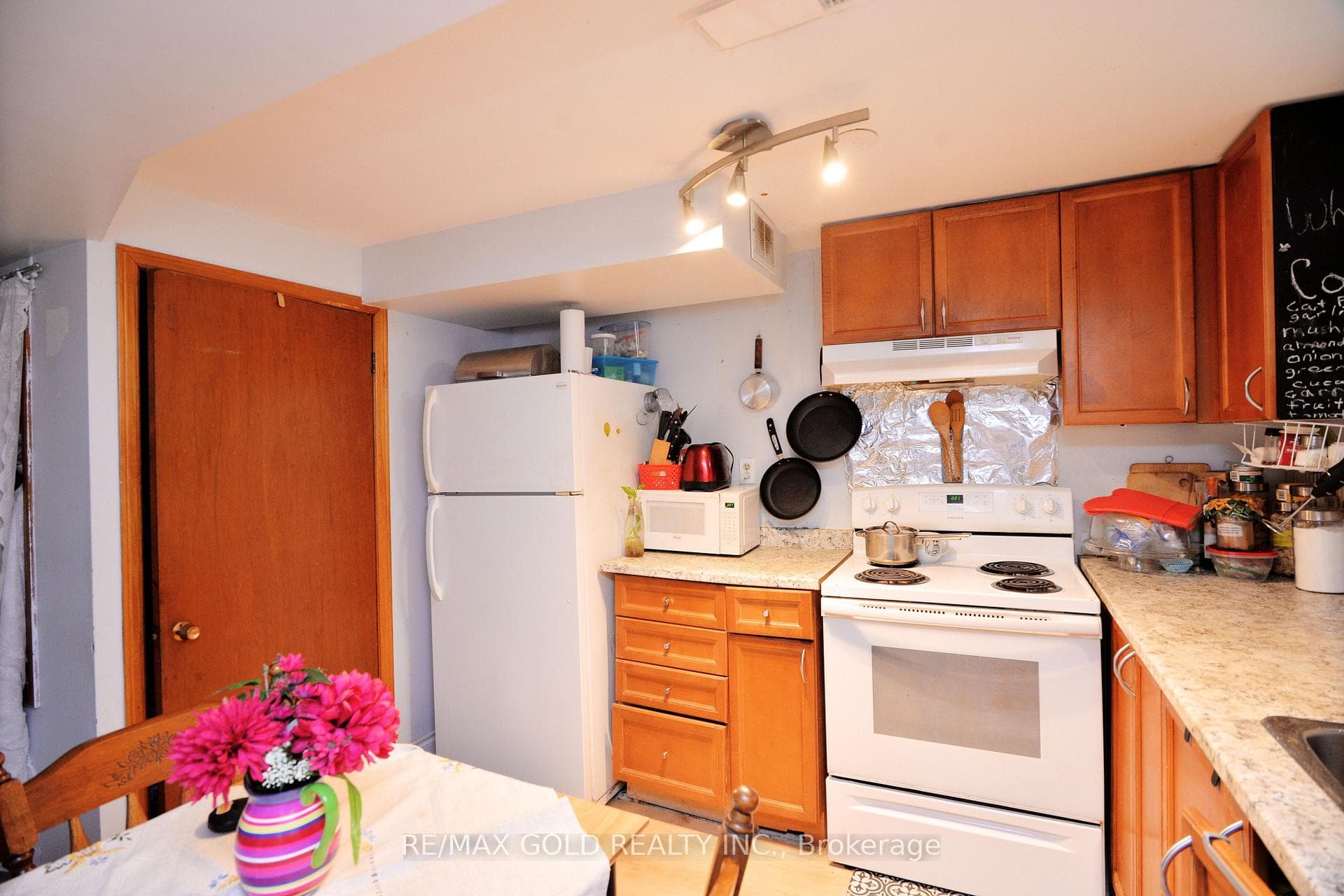 7 Reese Avenue photo 31
