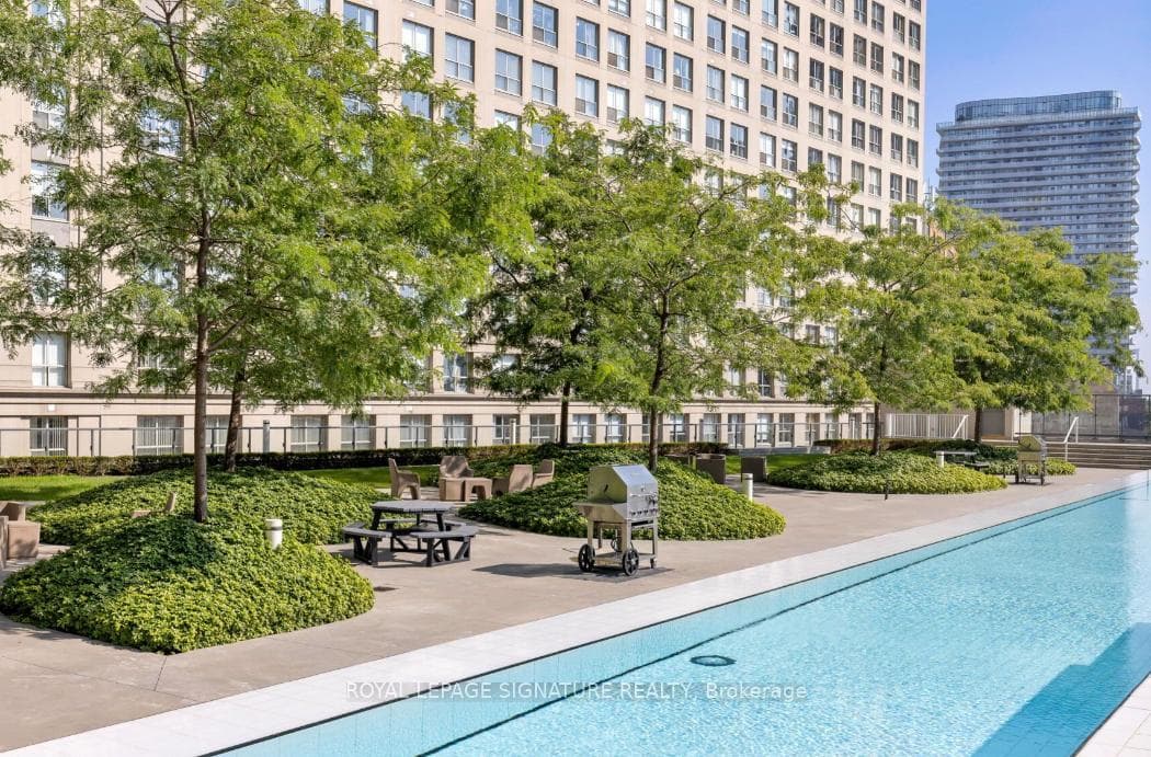 1 The Esplanade N/A Unit 203 photo 17