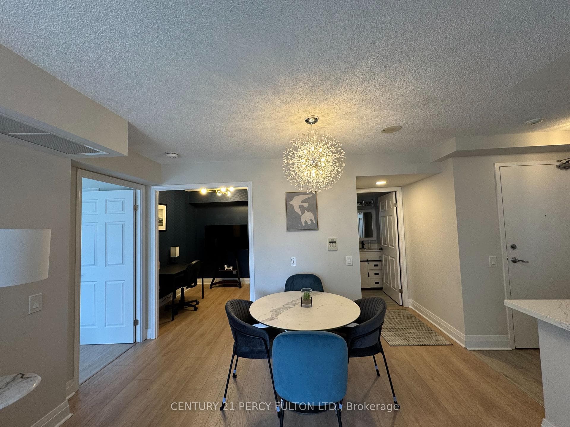 155 Beecroft Road Unit 1716 photo 16