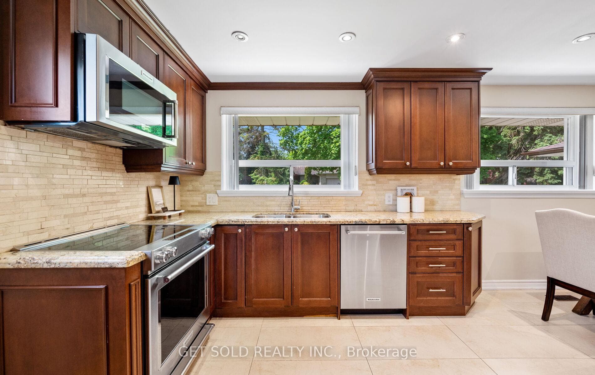 43 Grovetree Road photo 14