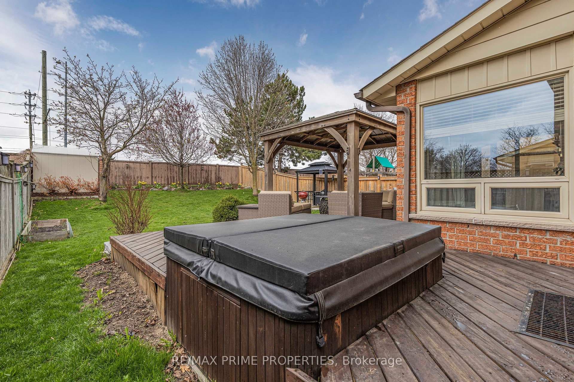 116 De Rose Avenue photo 30