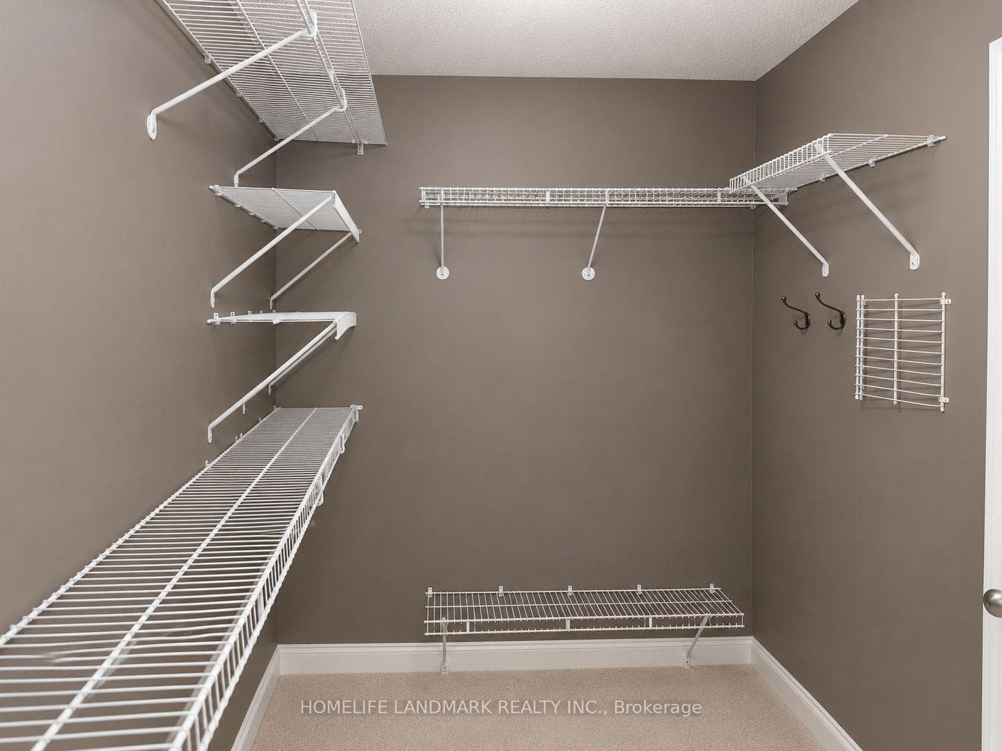 19 Arvida Drive photo 16