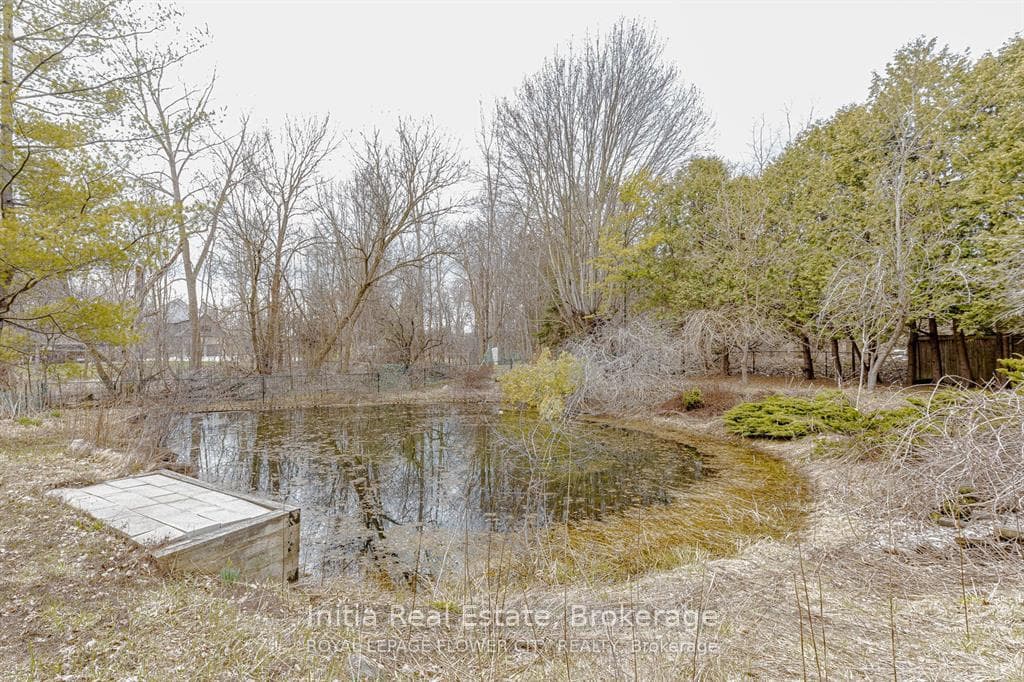 1421 Fanshawe Park Road photo 8