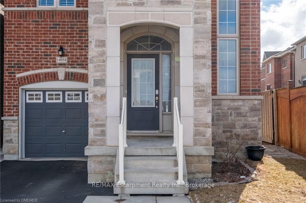 14054 DANBY RD Road photo 4