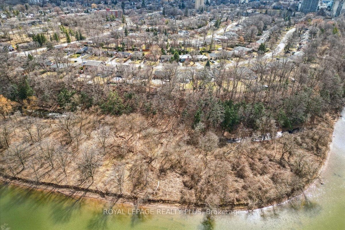 385 River Side Drive photo 38