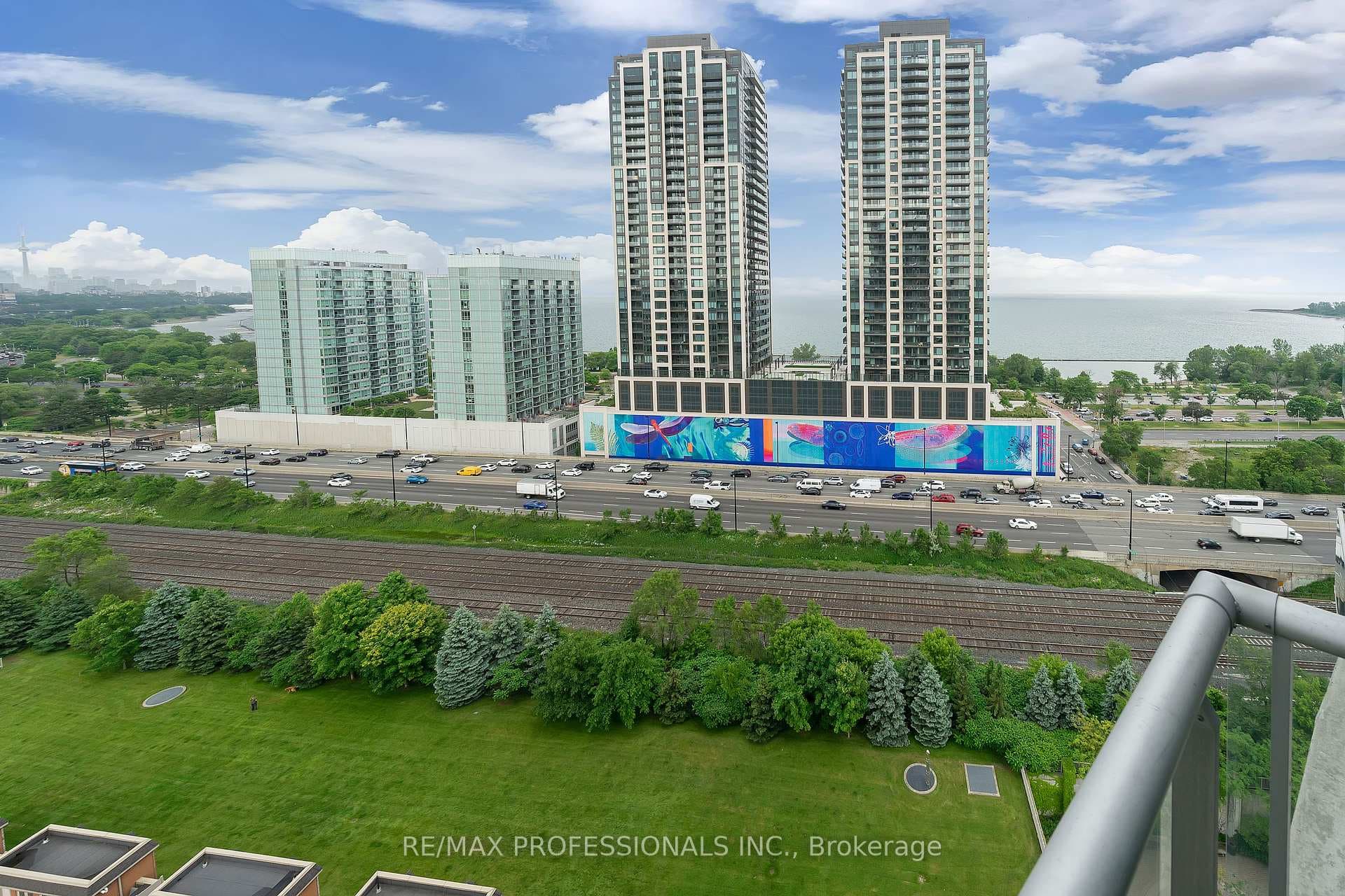 15 Windermere Avenue Unit 1808 photo 19