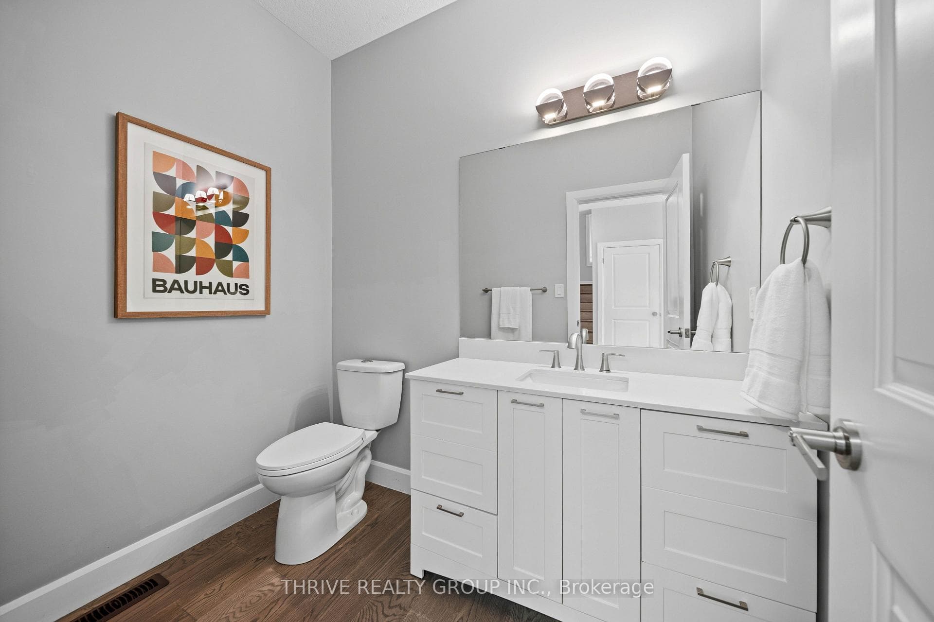 2084 Tyson Walk photo 23
