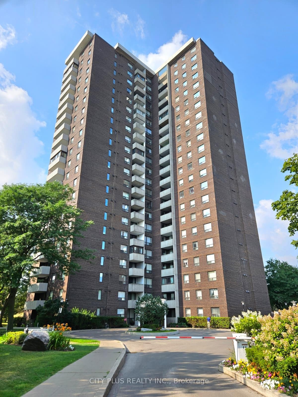 10 Muirhead Road Unit 1107 photo 1