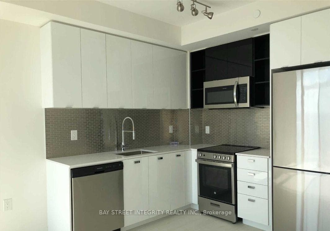 10 De Boers Drive N/A Unit 1315 photo 3