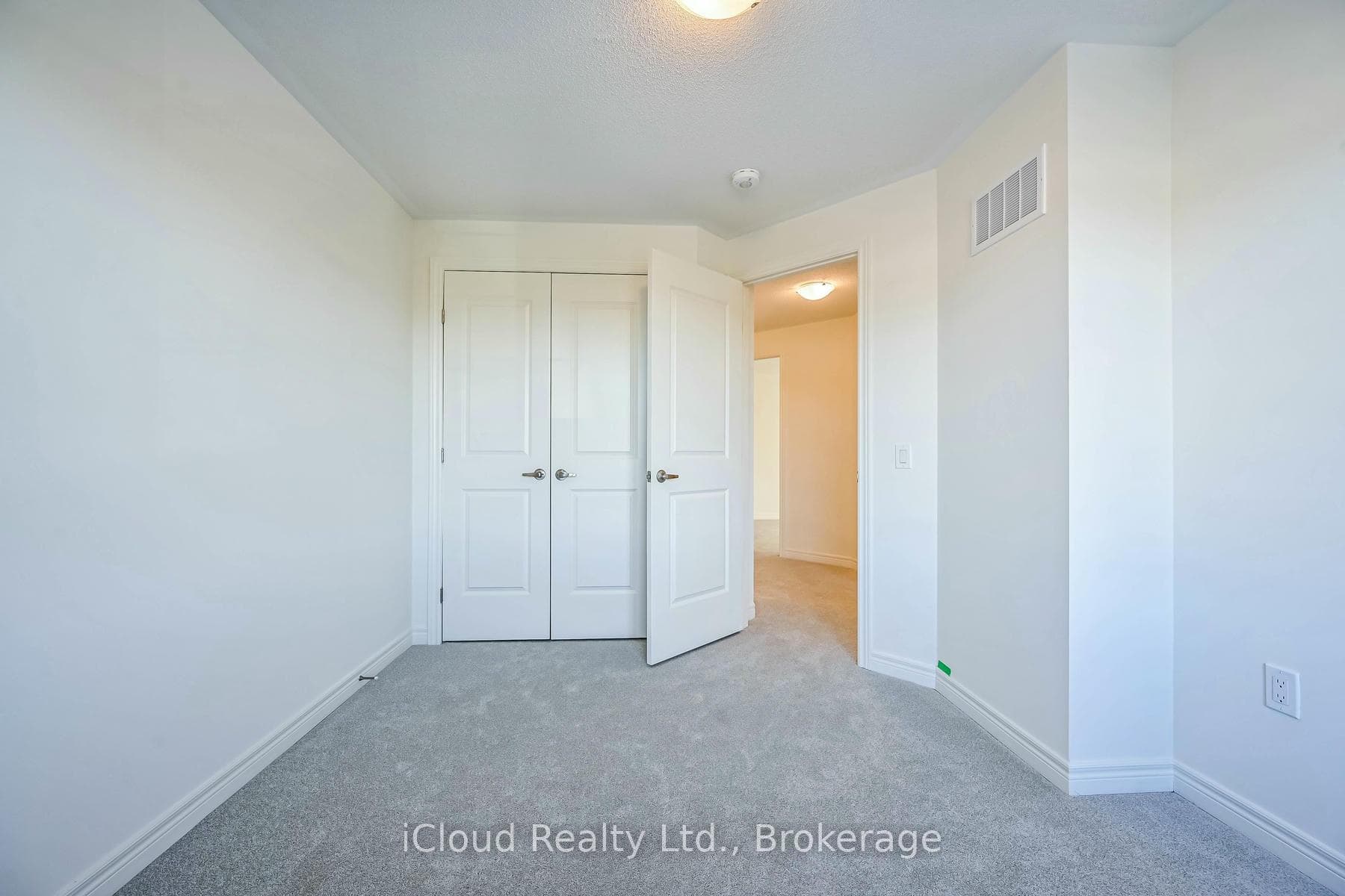 111 Picardy Drive photo 23