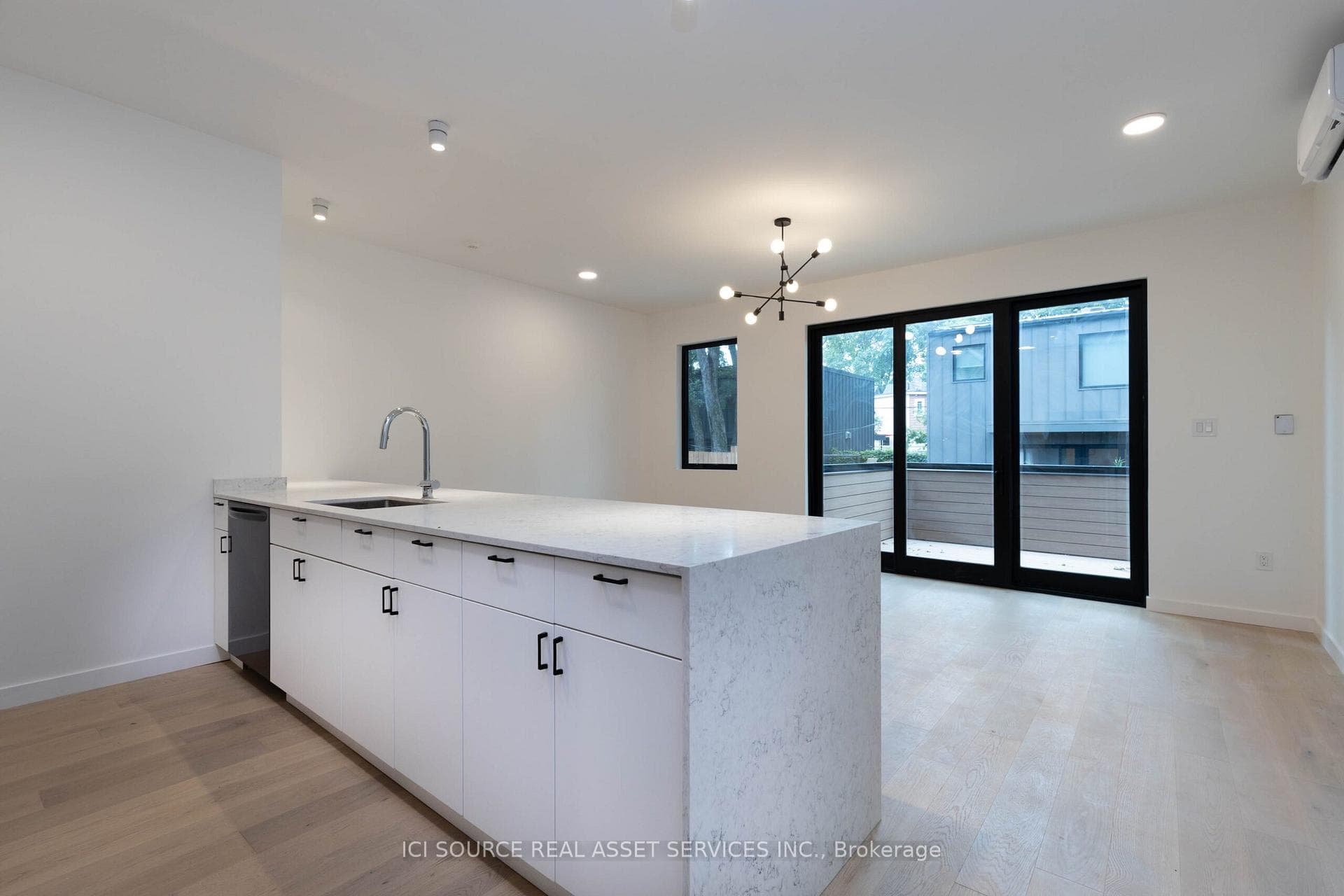 60 Jones Avenue Unit C photo 3